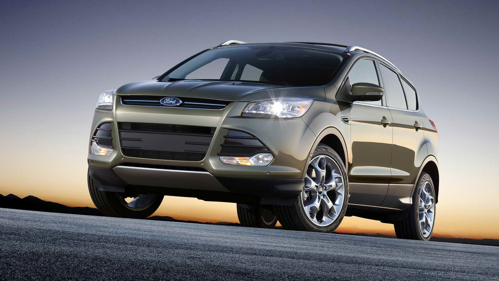 Ford Escape Kuga 01