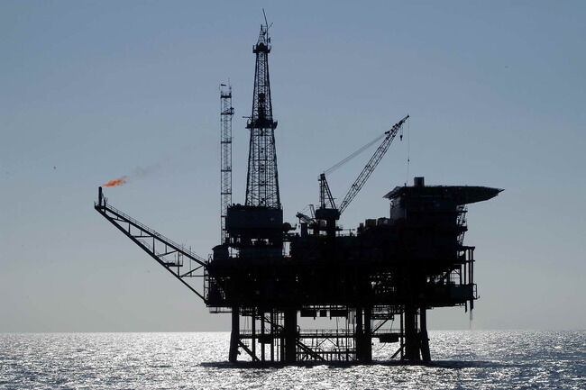 Plataforma_petrolifera_01