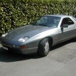 Porsche 928