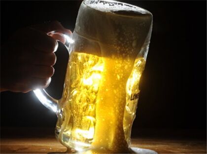 Motores que beben cerveza