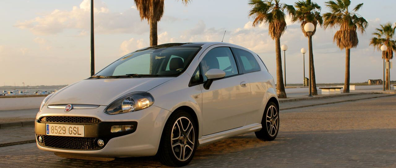 Todas las noticias de coches en un solo portal: Pruebas, fotos, vídeos, informes...