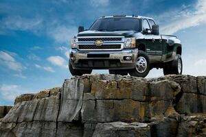 2011 Chevrolet Silverado 3500 300x200