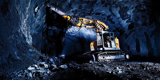 Bild 04 Liebherr R 924 Compact 650x325