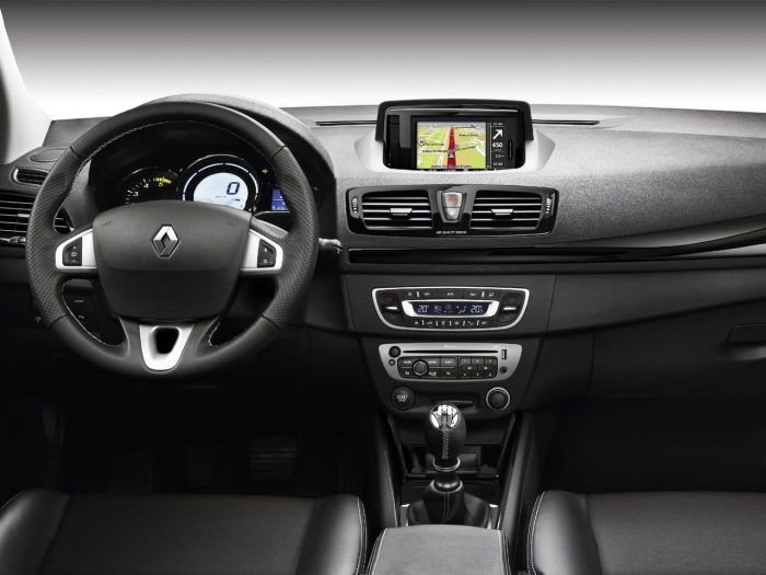 Renault Megane 2012 Interior 1 700x525