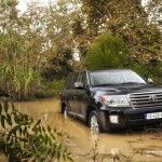 Toyota Land Cruiser 200 81 150x150