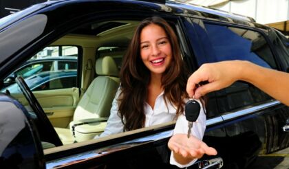 Investigan varias empresas de alquiler de coches