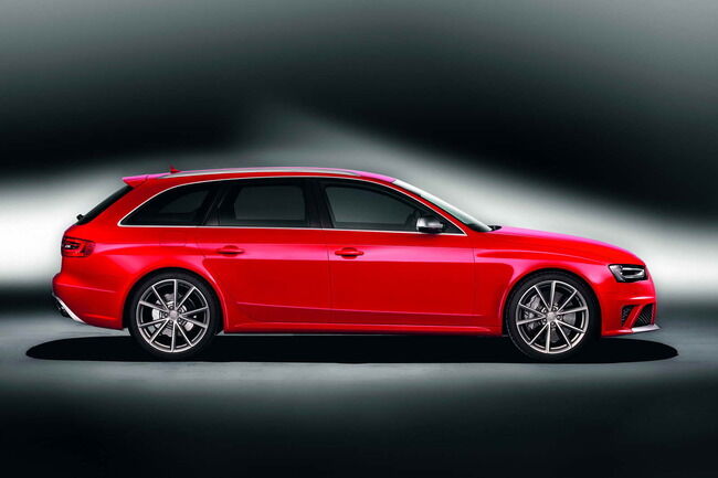 Audi_RS4_Avant_07