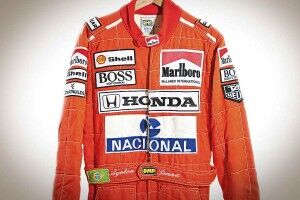 Ayrton_Senna_05 Y este es el mono ignífugo por el que también puedes pujar...