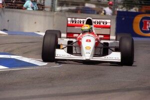 Ayrton_Senna_09 A subasta el equipamiento utilizado durante la temporada 1993 (la última que estuvo en el equipo McLaren)