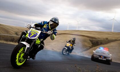 Coche VS moto ¿quién derrapa mejor?