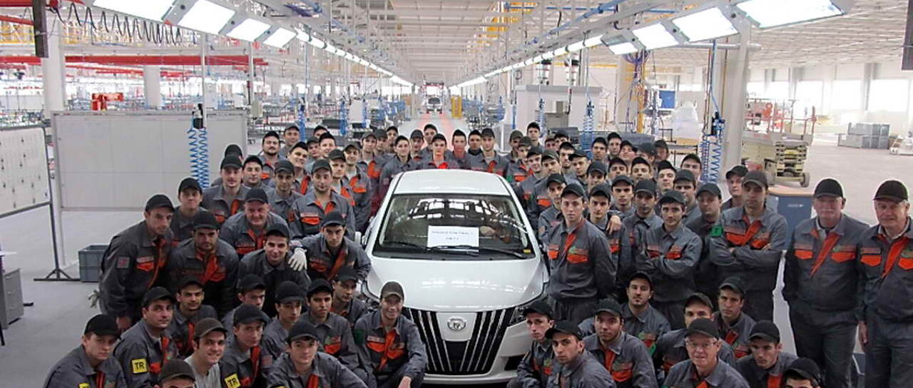 Todas las noticias de coches en un solo portal: Pruebas, fotos, vídeos, informes...