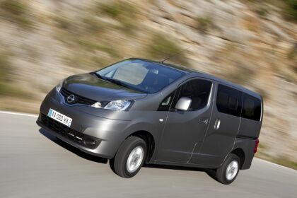 Nissan NV200 Evalia, el comercial «privado»