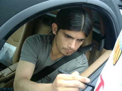 Banega, atropellado por su propio coche