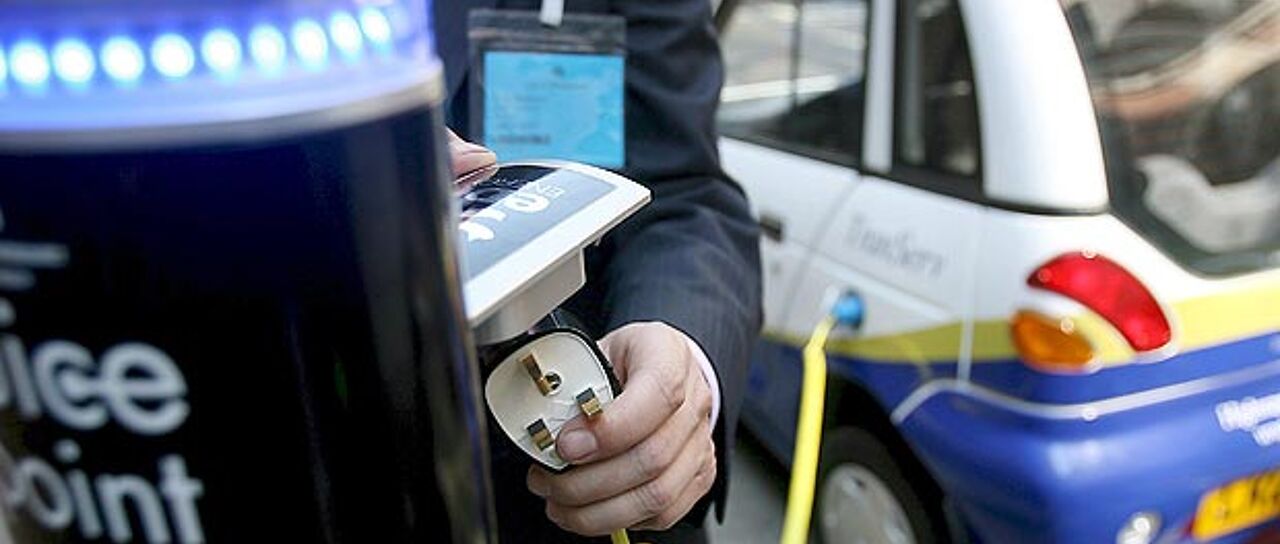 Todas las noticias de coches en un solo portal: Pruebas, fotos, vídeos, informes...