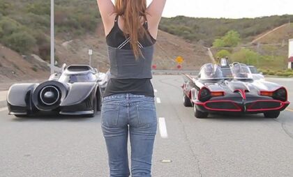La increíble carrera entre batmóviles