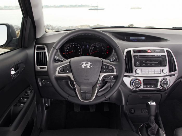 Hyundai I20 2012 Interior 1 700x525