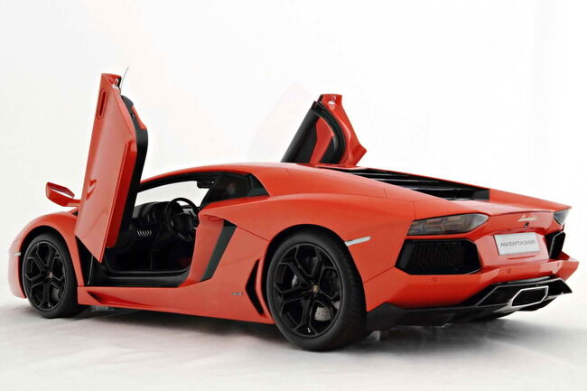 Espectacular la presencia del Lamborghini Aventador. ¡¡Y sólo por sólo 4.794 €!!