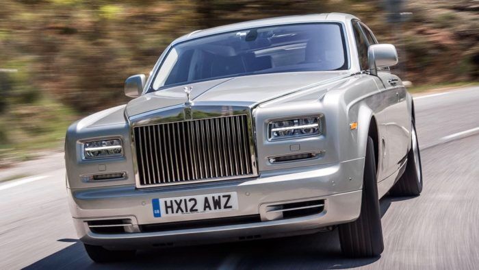 Rolls Royce Phantom 2013 2 700x394