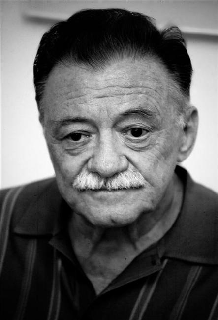 Mario Benedetti 443x650