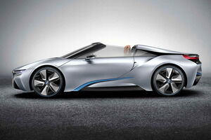 BMW_i8_Concept_Spyder_03 Preciosa vista lateral del BMW i8 Concept Spyder