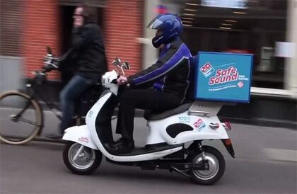 Las motos parlantes de Domino´s Pizza