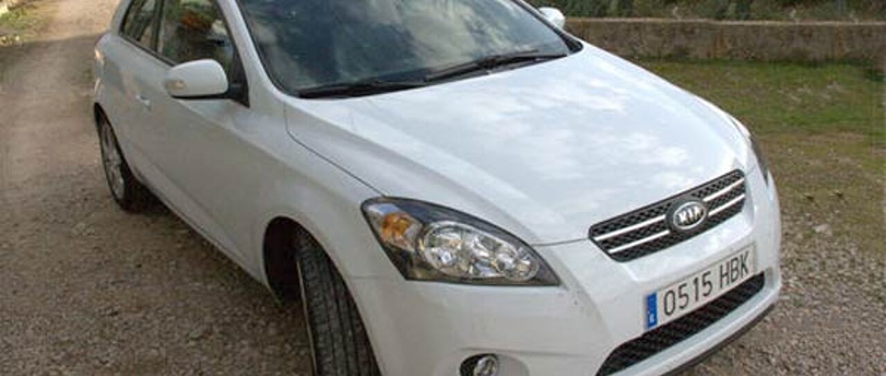 Todas las noticias de coches en un solo portal: Pruebas, fotos, vídeos, informes...