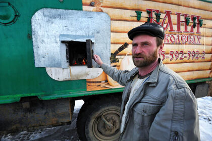 La sauna rusa sobre ruedas