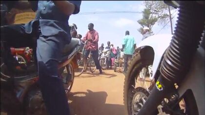 La epopeya de conducir en Burkina Faso