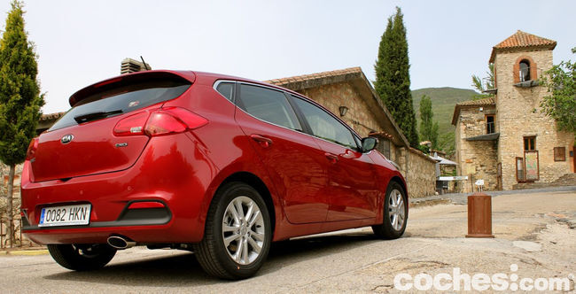 prueba_kia_ceed_2012_diesel_128_CV_73