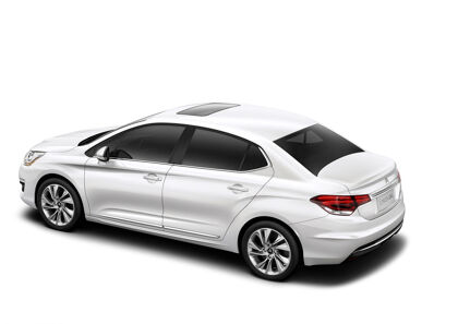 Citroën C4 L, la berlina más elegante de la familia