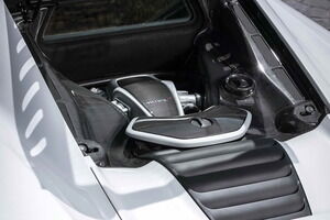 Mclaren_MP4_12C_2013_04 Motor potenciado hasta los 625 CV a 7.500 r.p.m.