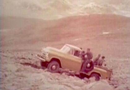 Pikes Peak 1957 en un Chevrolet