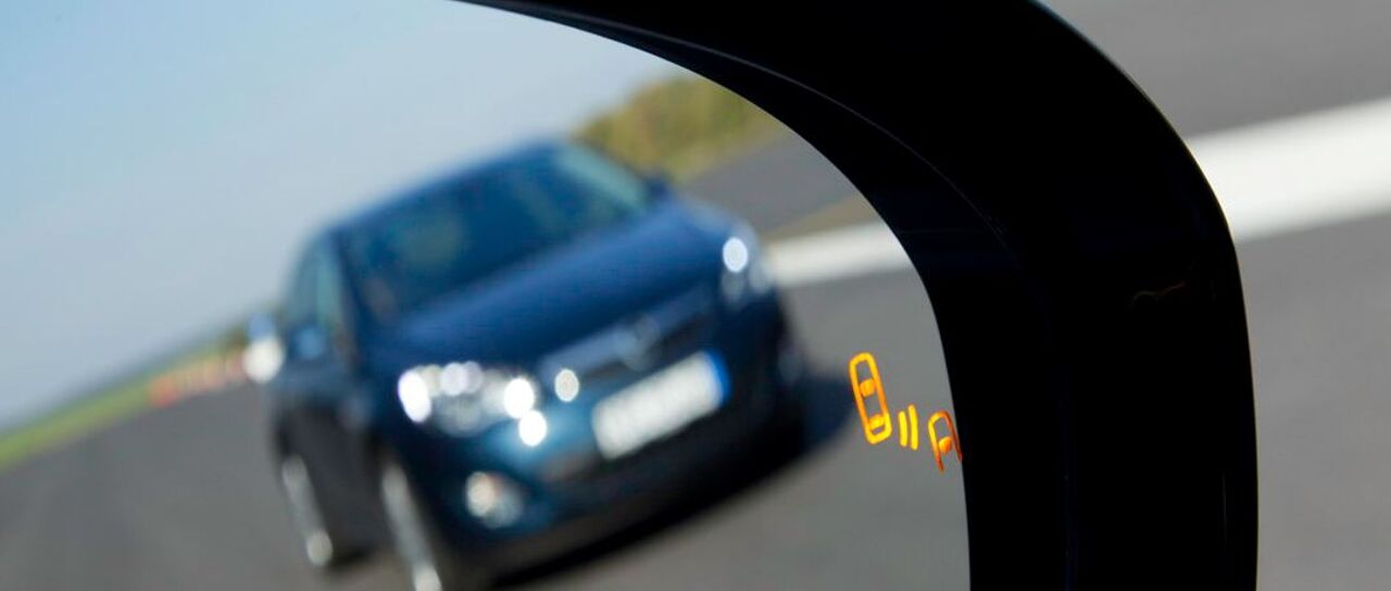 Todas las noticias de coches en un solo portal: Pruebas, fotos, vídeos, informes...