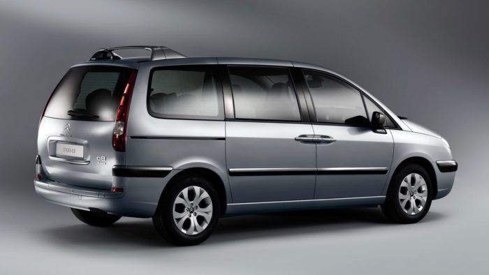 Citroen C8 2012 2 700x394