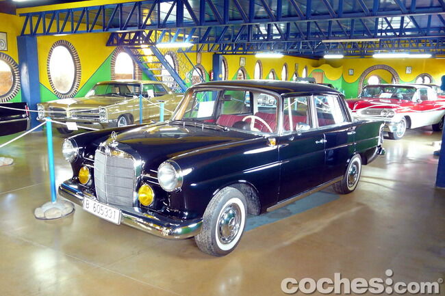 Museo_Moto_Coches_Clasicos_Hervas_01