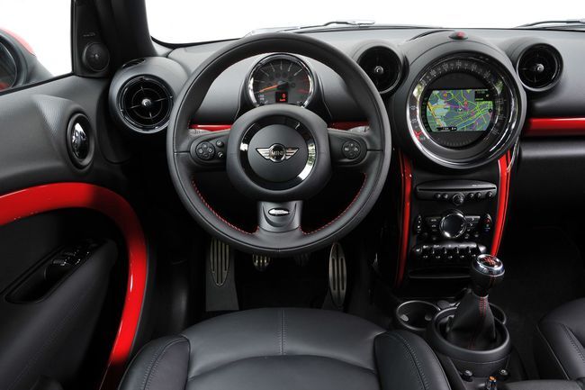 Mini Countryman John Cooper Works 03 650x433
