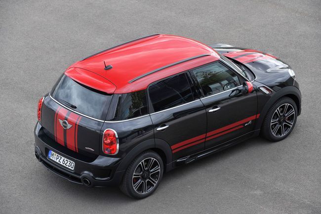 Mini Countryman John Cooper Works 25 650x433