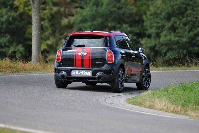 Mini Countryman John Cooper Works 29 650x433
