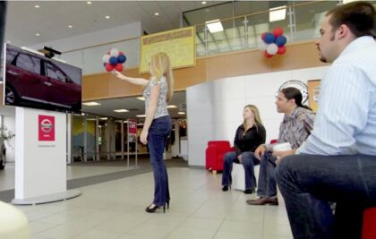 Nissan se une a Microsoft Kinect en sus concesionarios