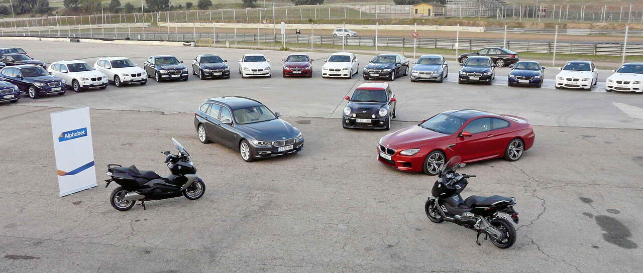 Todas las noticias de coches en un solo portal: Pruebas, fotos, vídeos, informes...