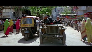 Bajaj RE Octopussy 01 300x169