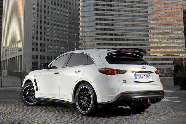 Infiniti FX Vettel Edition 05 650x433