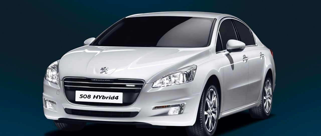 Todas las noticias de coches en un solo portal: Pruebas, fotos, vídeos, informes...