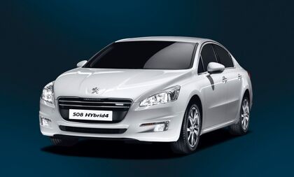 Peugeot 508 HYbryd4, la berlina híbrida y diésel