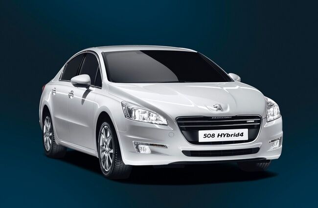 Peugeot_508-HYbrid4_2013png Peugeot 508 HYbrid4 2013png 650x426