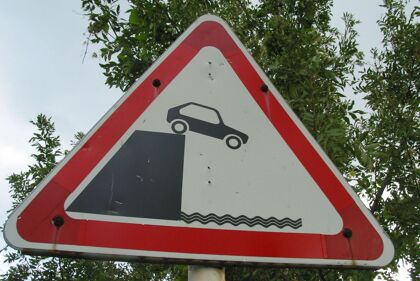 Ventas de coches octubre 2012: caída del 21%