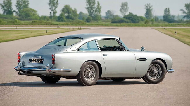 Aston Martin DB5 Thunderball 03 650x365