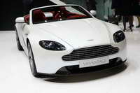 Aston_Martin_V8_Vantage_02 Aston Martin V8 Vantage 02