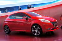 Peugeot_208_GTi_Concept_02 Peugeot 208 GTi Concept 02