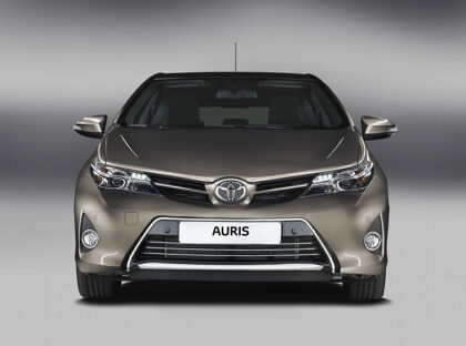 Toyota Auris 2013: precios y equipamientos